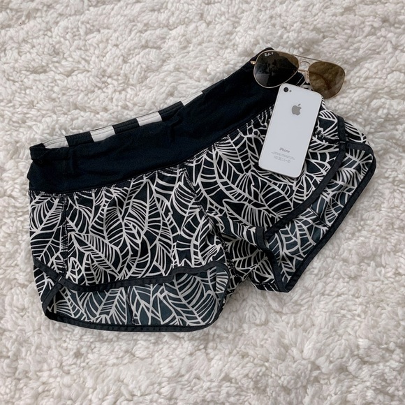 lululemon athletica Pants - Lululemon Run Speed Shorts
